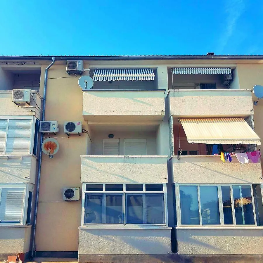 Apartment Alice Póla